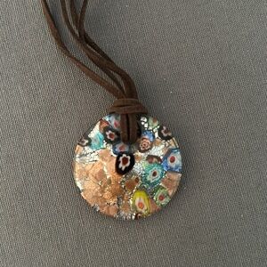 NWOT Glass floral pendant necklace